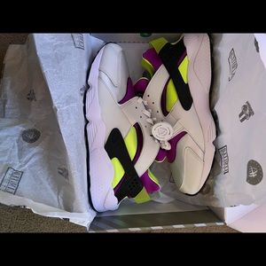 Nike Huaraches size 12